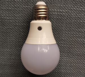 หลอดไฟ LED ระบบไฟ E27 3W-24W ควบคุมด้วยเสียงชุดควบคุมเวลาไดร์เวอร์7W หรี่ไฟสีหลอดไฟ LED พร้อมแหล่งจ่ายไฟ AC
