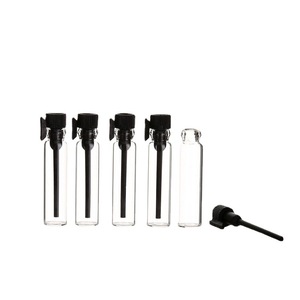 Küçük 2ml 2.5ml doldurulabilir cam flakon düz şekli için deneme parfümü ekran baskı yüzeyi siyah ve beyaz sprey şişe - Product Image 3
