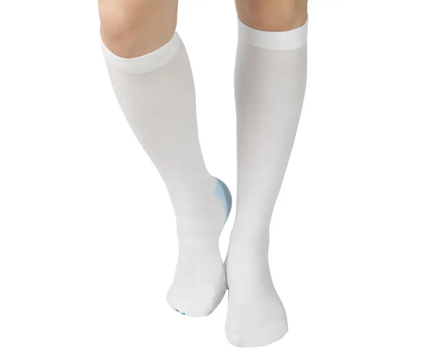Медицинские компрессионные носки до колена, 70% нейлон + 30% спандекс, белые