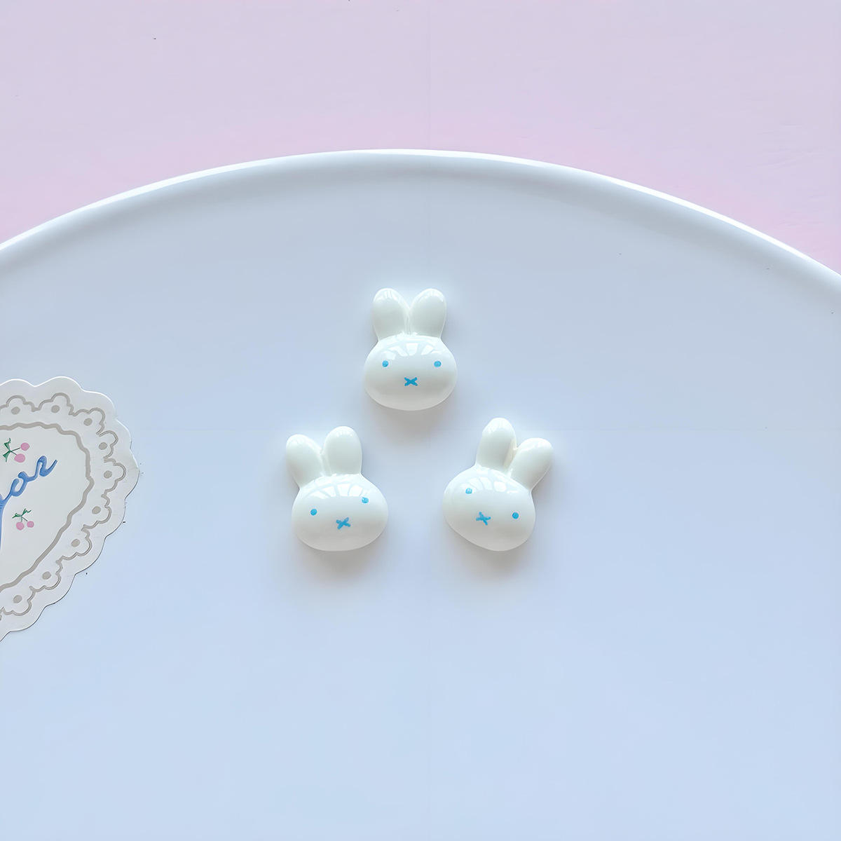 Mini tête de lapin à bouche bleue 15*12mm