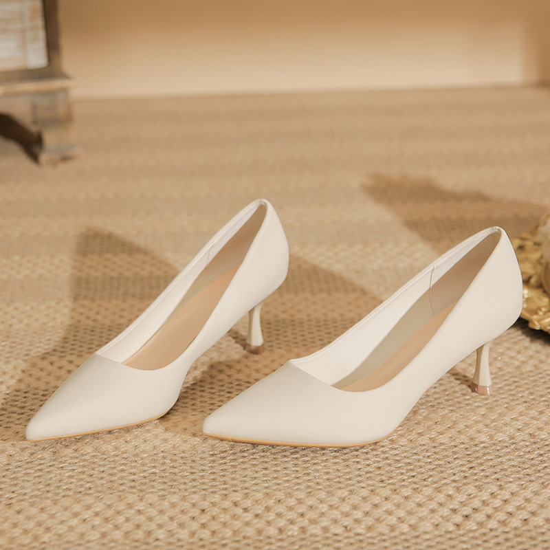 Beige / heel 6cm