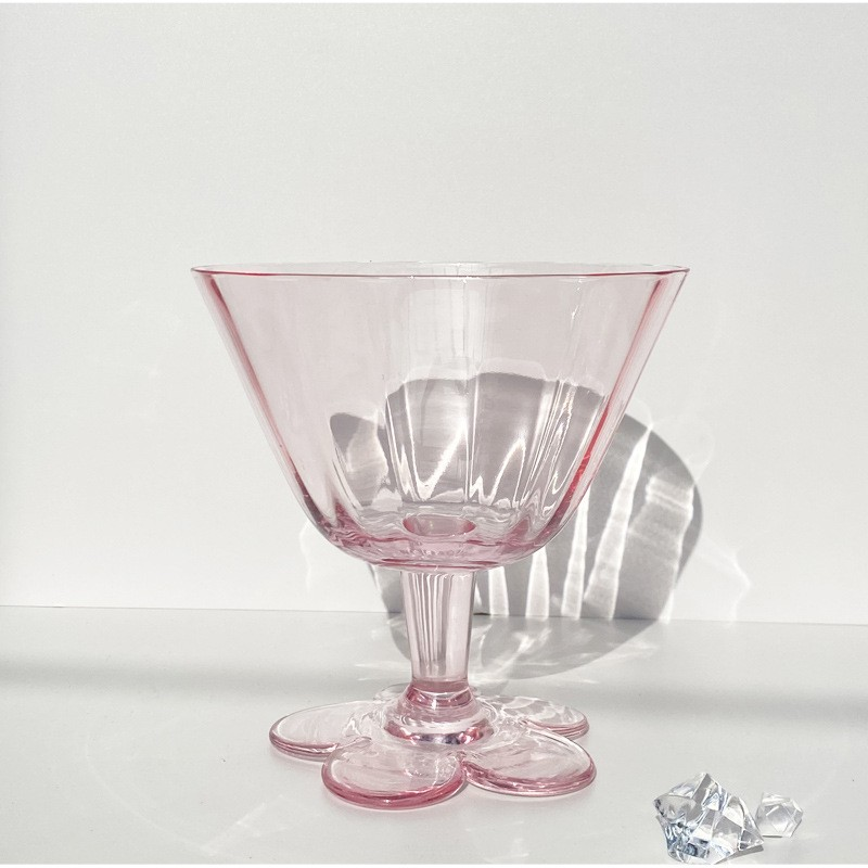 Taza pequeña transparente
