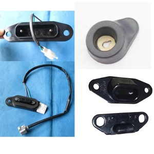 Sliding Door Stopper <strong>Sub</strong> Assy for Hiace KDH200 2005-2018 Quantum Middle Slide Door Connection Lock <strong>Mechanism</strong> - Product Image 2