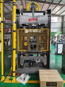 Banco di prova completo delle prestazioni dell'ammortizzatore a controllo computerizzato della macchina per prove di fatica a molla - Product Image 6