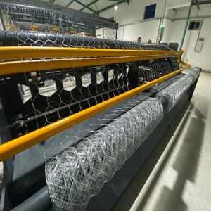 <strong>Automatic</strong> <strong>Hexagonal</strong> <strong>Wire</strong> Mesh Making <strong>Machine</strong> with Reverse Twisting and Ordinary Weaving Featuring Core Motor Component - Product Image 6