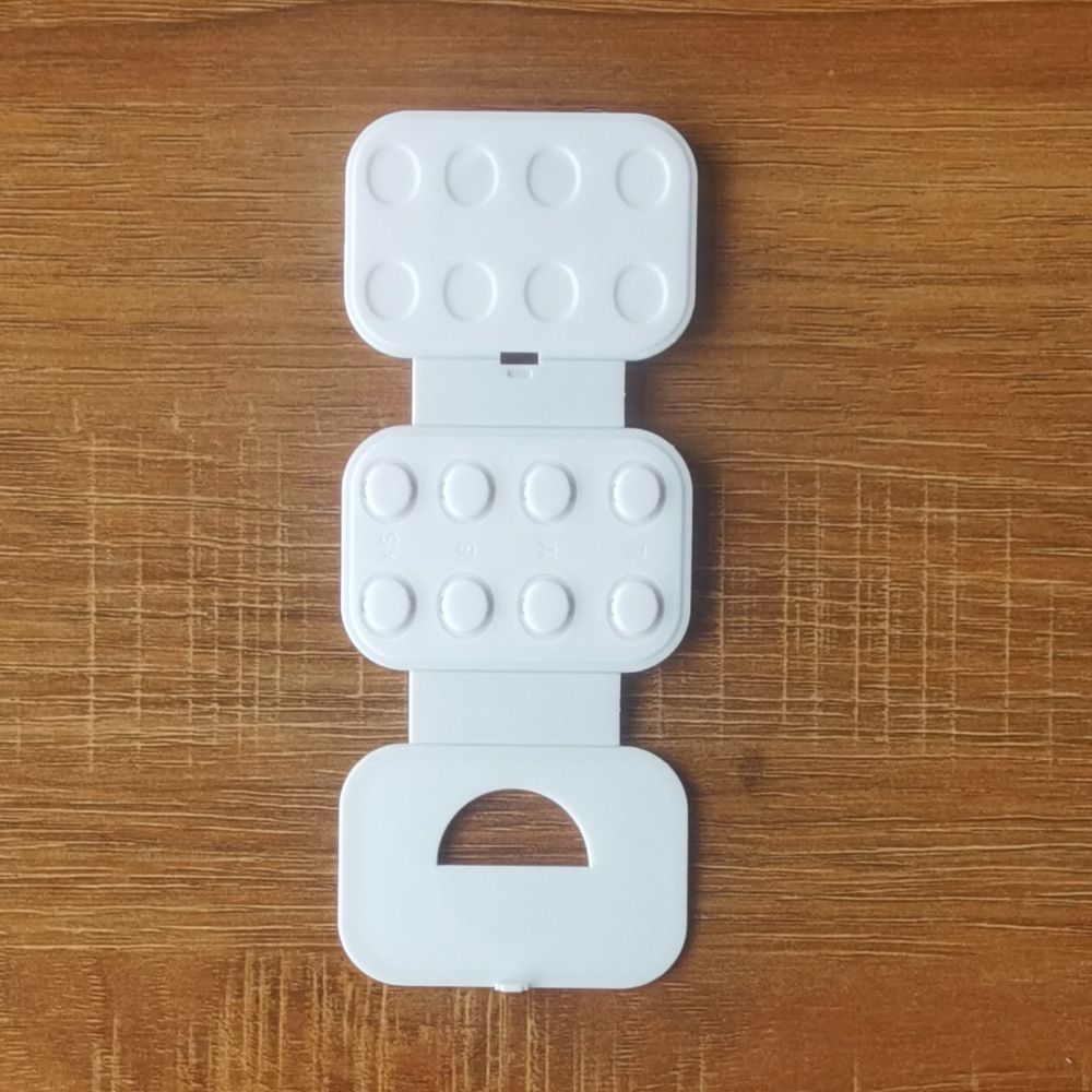 white 8-piece cardboard
