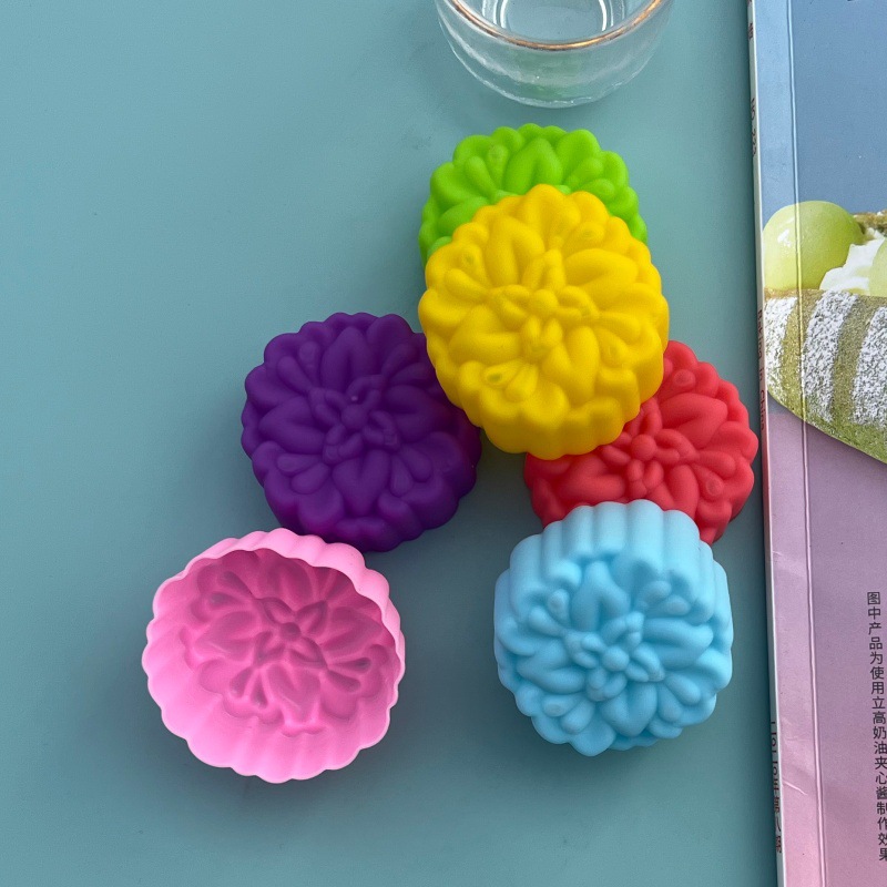 Couleur aléatoire-fleur à quatre pétales de 5 cm