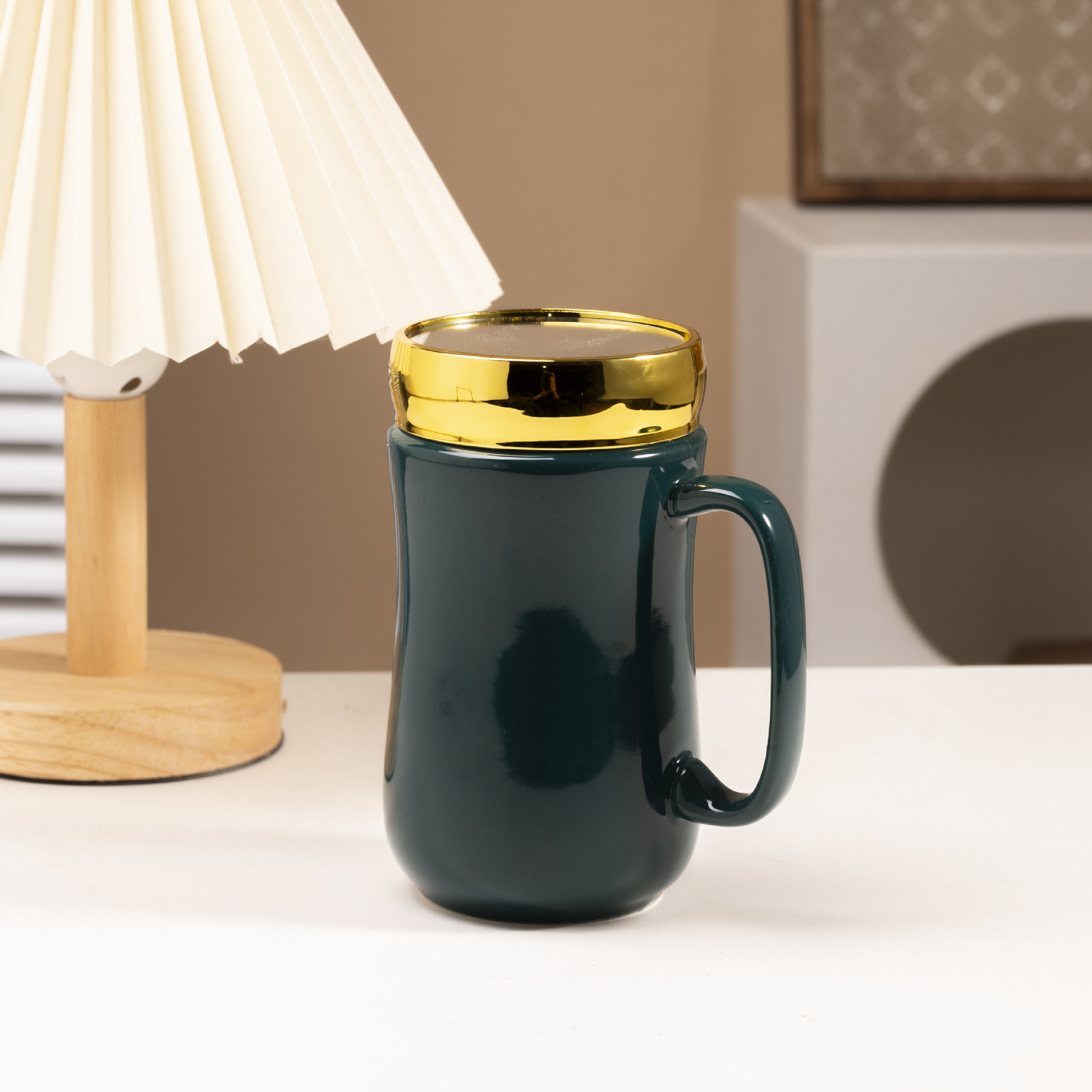 Green mirror cup
