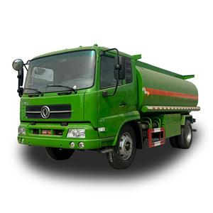 Düşük fiyat özelleştirilmiş DONGFENG 4x2 yağ tankı kapasitesi 10000 litre RHD LHD 336-430hp <span class=keywords><strong>Euro</strong></span> 2-6 yakıt tankı kamyon satılık