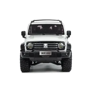 KINGMOTOR Rc araba tankı 300 1/8 sert versiyonu RC araç 4WD uzaktan kumanda tırmanma araba simülasyon modeli oyuncak yeni Off-road - Product Image 6
