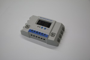 Regolatore di carica solare PWM con regolatore di funzione di riconoscimento automatico regolatore regolare 50A - Product Image 2