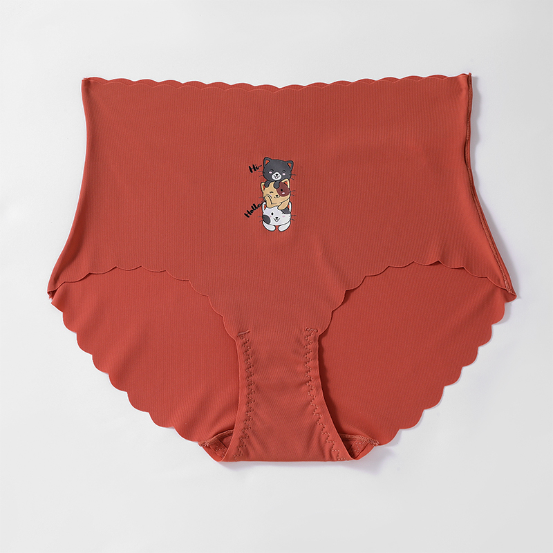 Rouge brodé