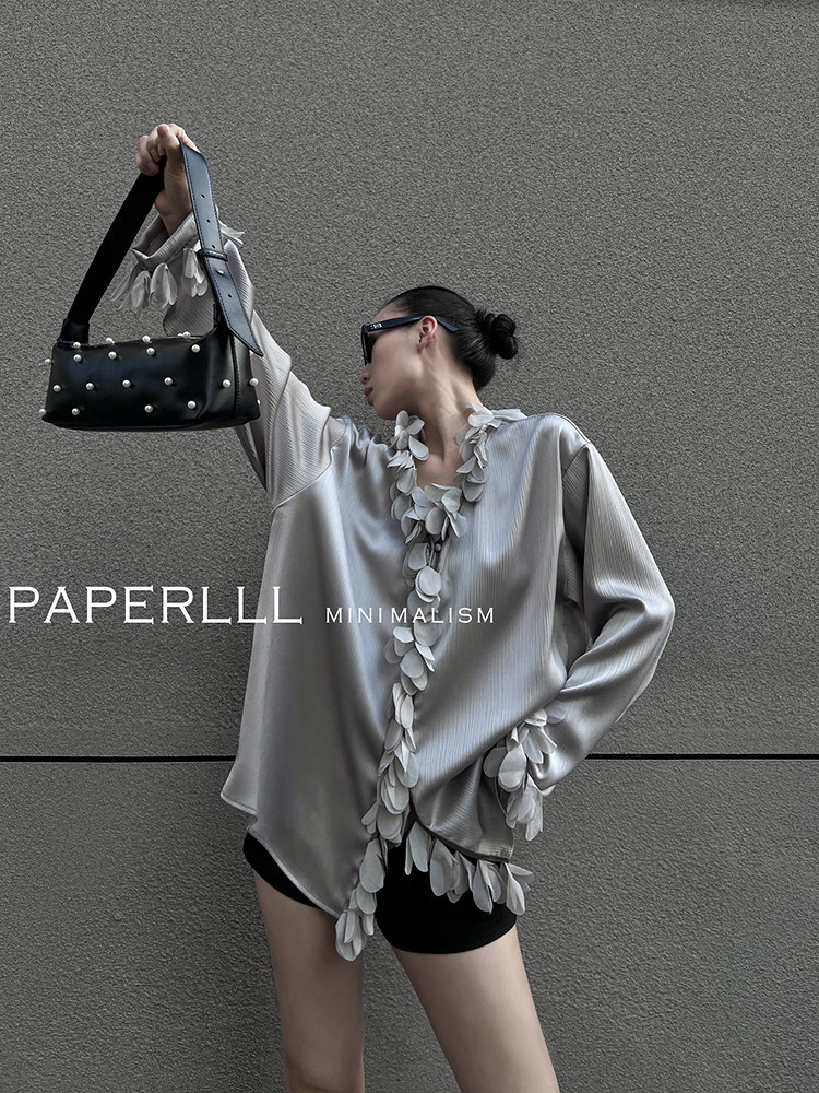 Lotus gris brume