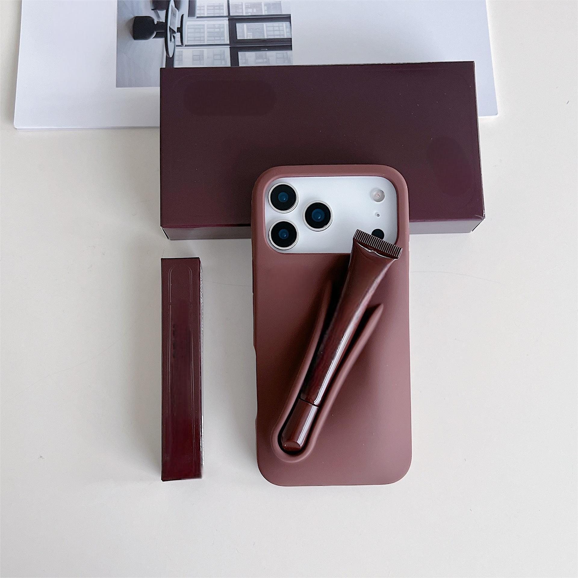 Marron foncé