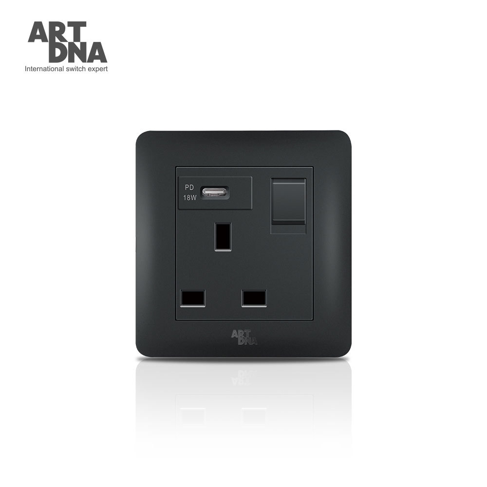Prise commutée 13A BS avec chargeur USB de type C 18W