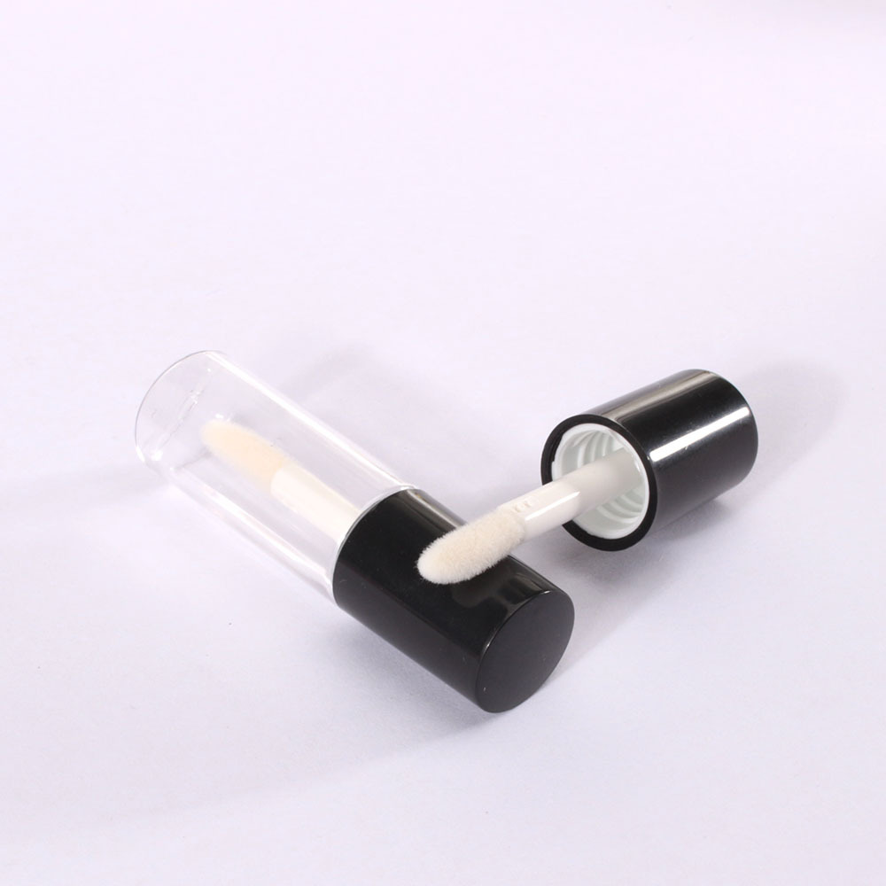 Tube de rouge à lèvres noir