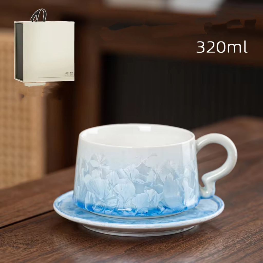 Taza de café con plato y caja de regalo North 8 - cristal azul.