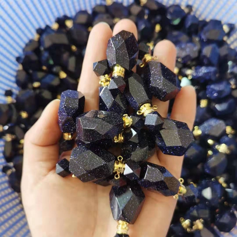 Bouteille de parfum en pierre de sable bleu