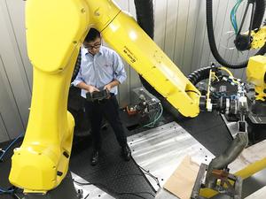 China <strong>Robot</strong> 6 <strong>Axis</strong> Industrial <strong>Robot</strong> Arm Cnc Laser Welding Machine <strong>Automatic</strong> - Product Image 3