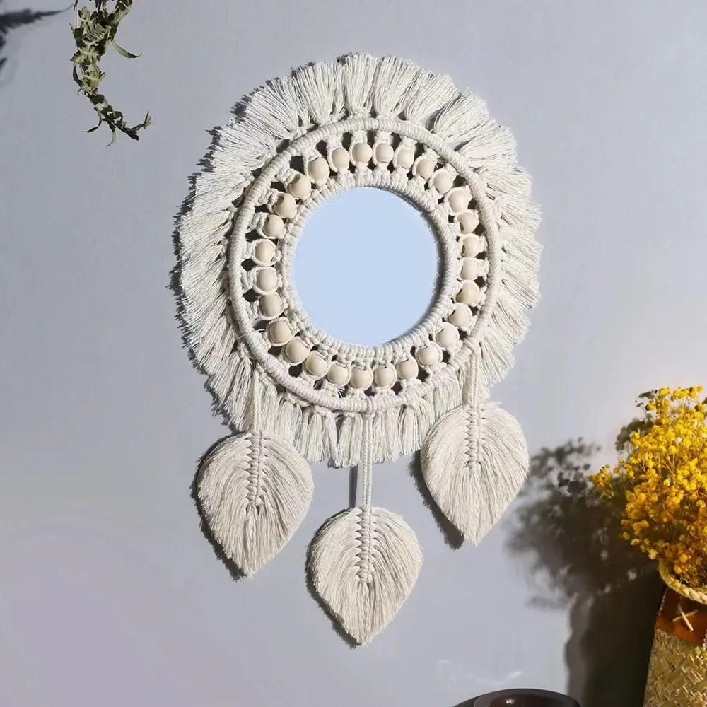 2024 espejo de pared colgante Boho macramé flecos espejo decorativo redondo con cuentas de madera colgante de plumas hogar dormitorio sala de estar