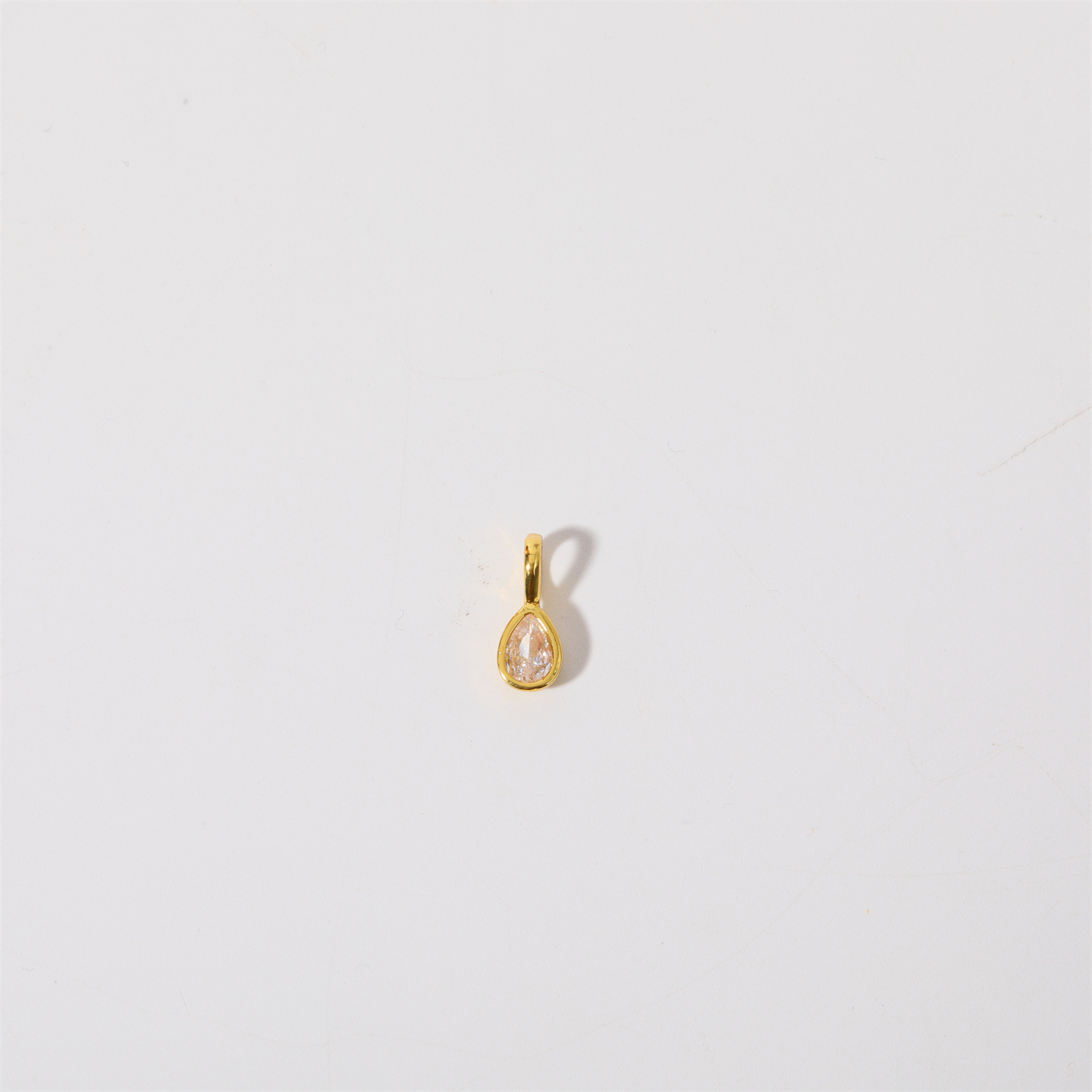 goccia d'acqua d'oro
