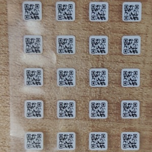 Etiqueta de datos Variable para impresión, pegatinas de código QR en hoja o rollo