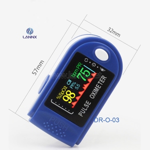 Lannx DR-O-03การออกแบบที่เป็นเอกลักษณ์ตรวจวัดออกซิเจนในเลือด Oxmetro de pulso เครื่องวัดความอิ่มตัวของออกซิเจนในเลือด Oxmetros ด้วยปลายนิ้ว