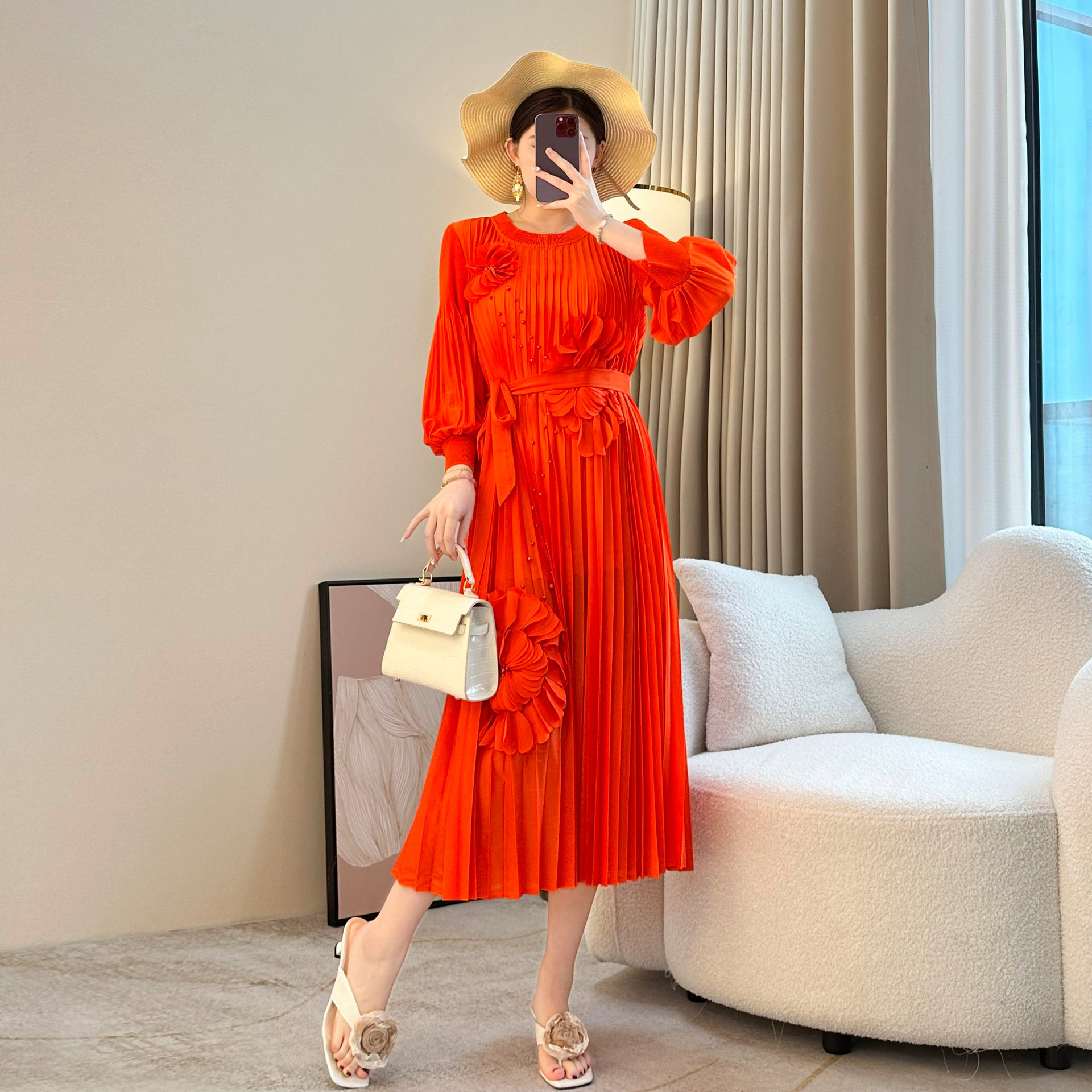 Orange red
