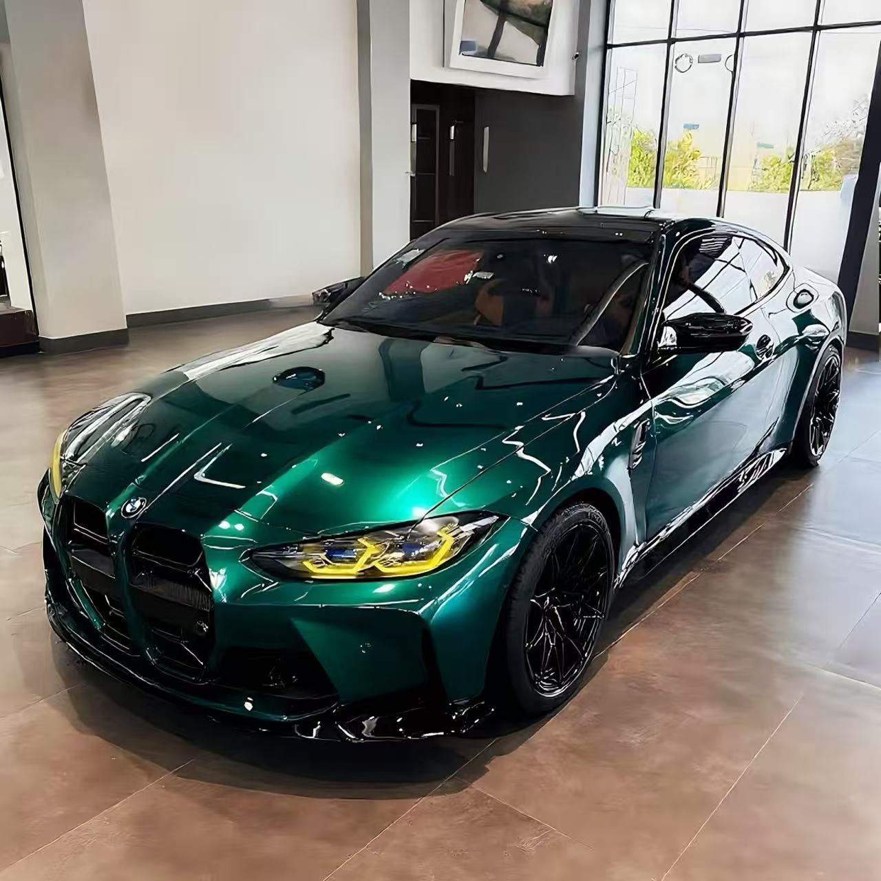 Émeraude métallique électrooptique