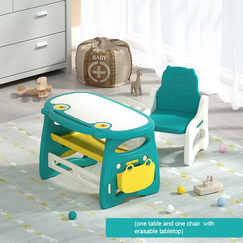 Table et chaises de base vertes