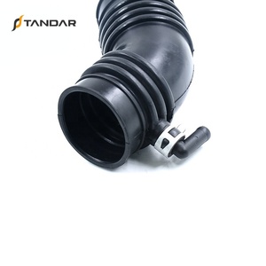 Toyota 4Runner Pickup 17881 <span class=keywords><strong>Turbo</strong></span> <span class=keywords><strong>D</strong></span> motor için kelepçe ile 65020-hava emme hortumu EPDM 3.0