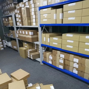 In Stock PLC Controller di programmazione CP1L-M40DT1-D