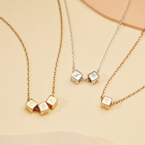 Jietao tùy chỉnh gia đình Vòng cổ nhiều con xúc xắc hạt Charms Vòng cổ tinh tế đồ trang sức ban đầu khắc có ý nghĩa Vòng cổ cho mẹ - Product Image 2