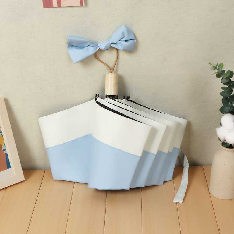 Azul celeste + bloque de color con borde blanco crema