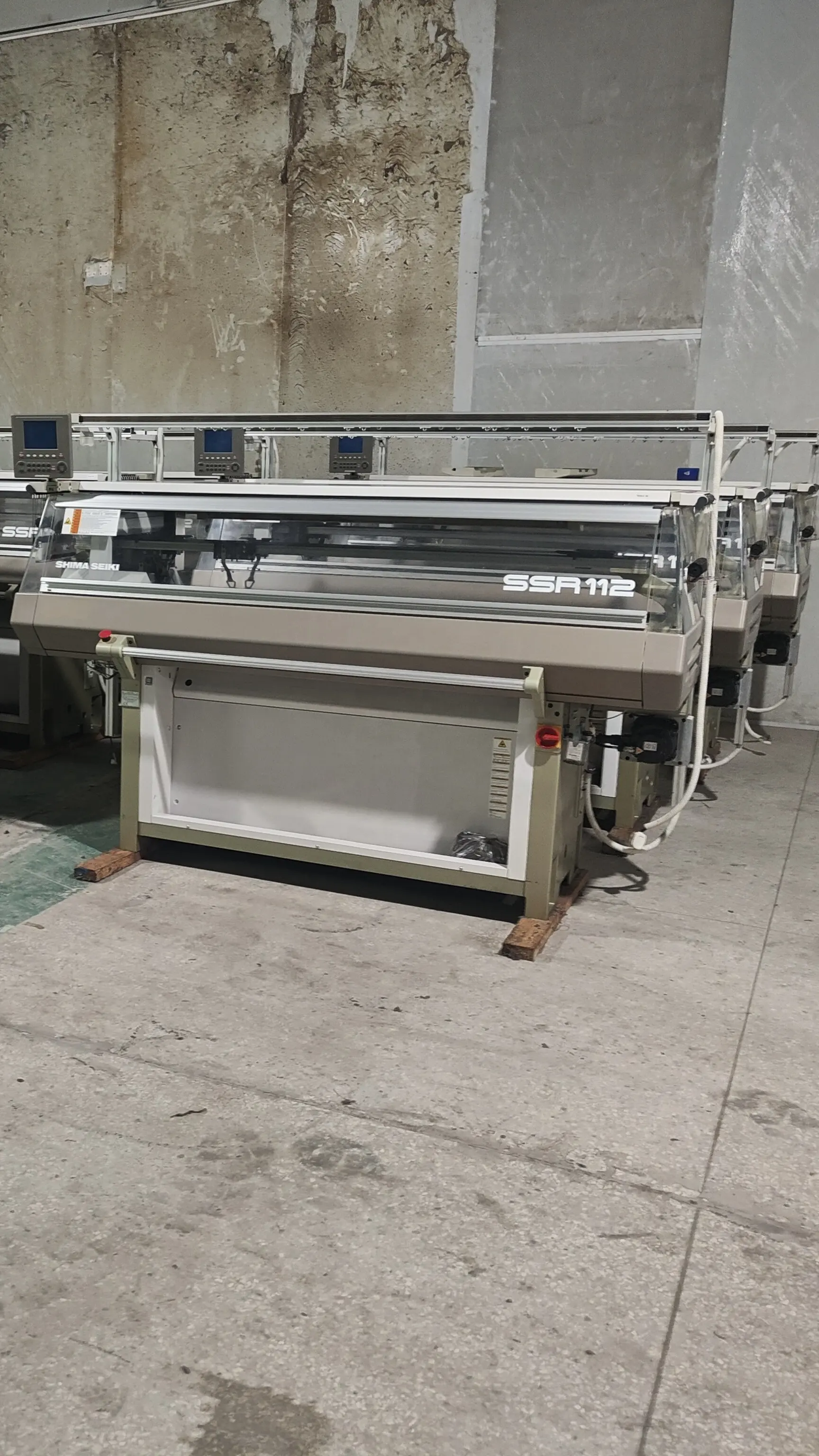 2011 usate Shima Seiki macchine computerizzate per maglieria SSR112SV 7G