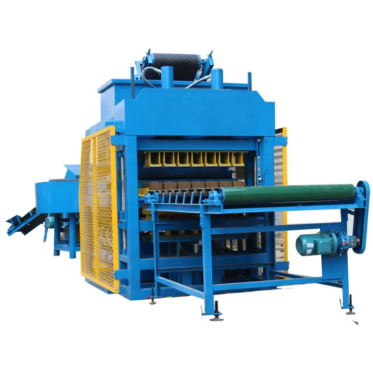Impianto di produzione di mattoni di argilla ad incastro idraulico del cemento automatico QTC7-10