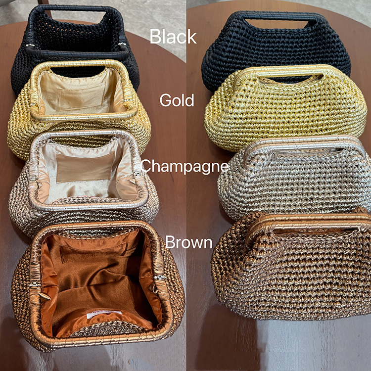 Metallic lined with handle