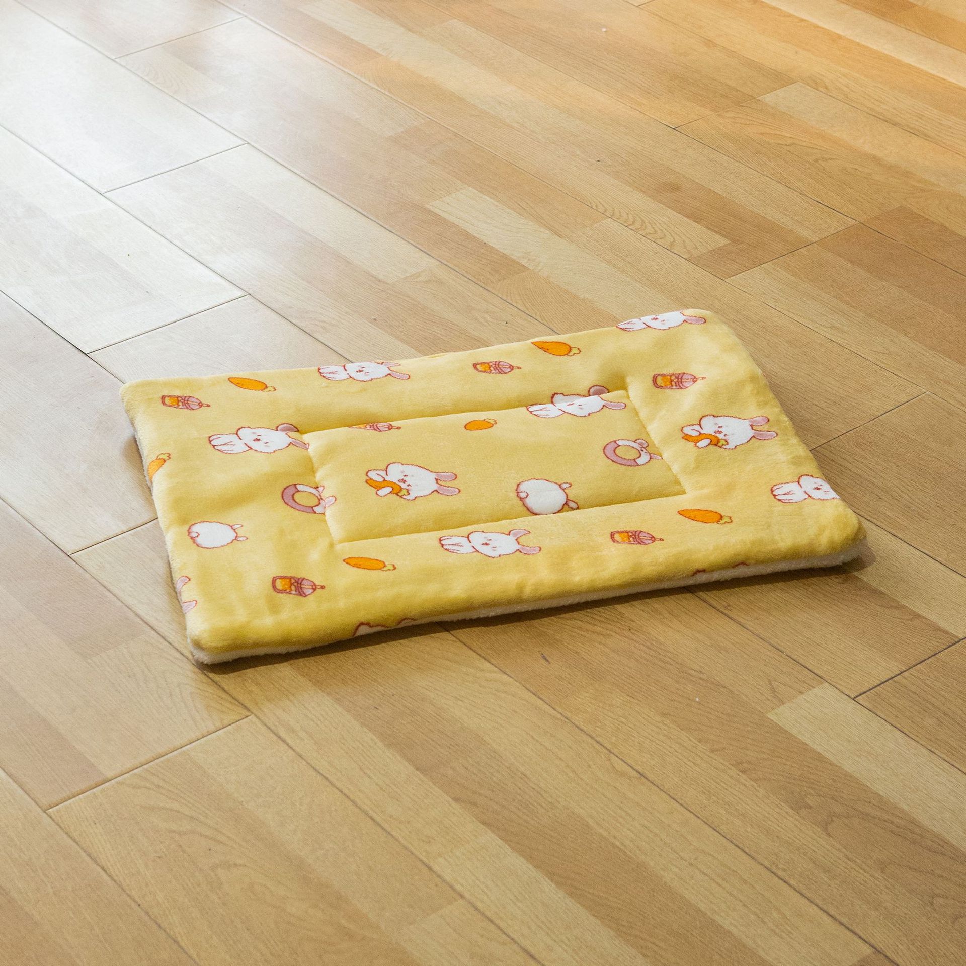 Yellow Carrot Rabbit (Thick Cushion)