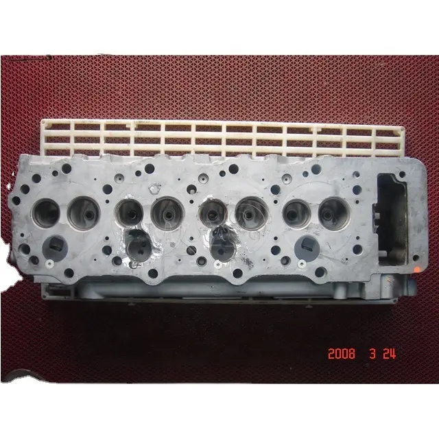 Alta calidad 4m40 completo cabeza de cilindro para Mitsubishi 4M40 ME202621