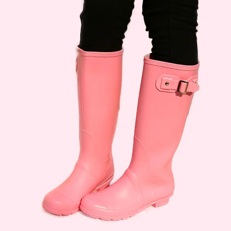 Nicht-slip regen stiefel erwachsene hohe rohr wasser schuhe frauen regen stiefel mode regenbekleidung flut reine farbe hohe qualität moderne botas