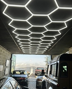 Arlott auto officina luci a LED auto dettaglio connettori appesi per la griglia a forma di esagono negozio ufficio <span class=keywords><strong>club</strong></span> a nido d'ape lampada da parete