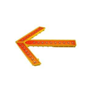 HX-SS29 D ประเภทแบตเตอรี่ขับเคลื่อน LED สะท้อนแสงกระพริบ CE กรวยลูกศรไฟจราจร - Product Image 4