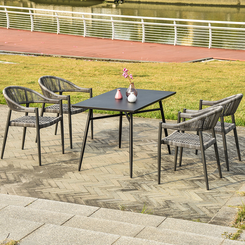 Carbon steel 12070 cm table with 4 chairs
