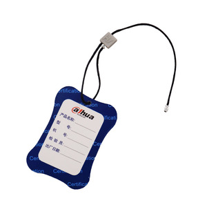 Etiquetas colgantes de lazo oscilante con logotipo de marca en relieve de plástico colorido respetuoso con el medio ambiente personalizado, etiqueta colgante de Bloqueo de cadena de nailon para prendas de vestir - Product Image 6