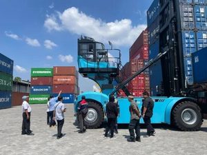 SDCY90K7H2B-Kraftstoff effizienter dieselbe triebener leerer Container lader für den Betrieb im Freien