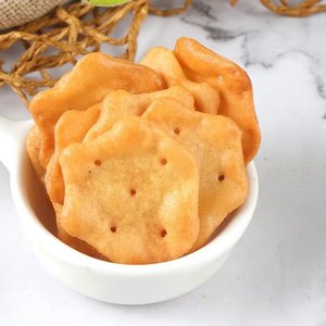 Yixinfoods Wholesale Halal Canned Potato <strong>Chips</strong> Vegetable <strong>Snacks</strong> - Product Image 2