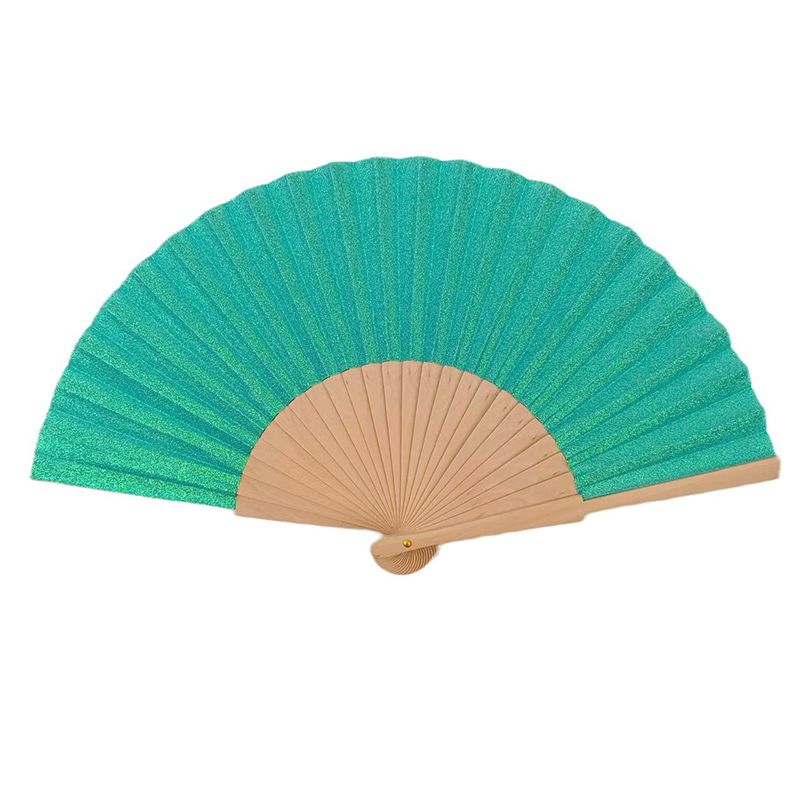 สีเขียว