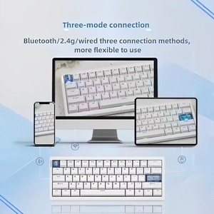 Teclado mecánico QK61 V2 60% Estructura de junta de diseño VIA /Qmk Programable Intercambio en caliente Tres modos Inalámbrico 2,4G Teclado RGB - Product Image 6