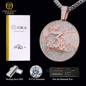 Vollständig Iced-Out Anhänger aus 925er Silber mit Moissanit, vergoldet, personalisierter Buchstabe im Hip-Hop-Stil, mit VVS Moissanit GRA-Zertifikat - Product Image 2