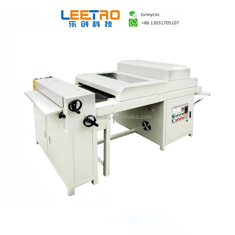 तेजी से डिजिटल प्रिंट 650mm फोटो एलबम कागज यूवी embossing कोटिंग मशीन, यूवी वार्निश laminator